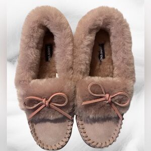 NWT LANDS END SHEARING SHEEP IN/OUTDOOR SLIPPERS MOCCASINS